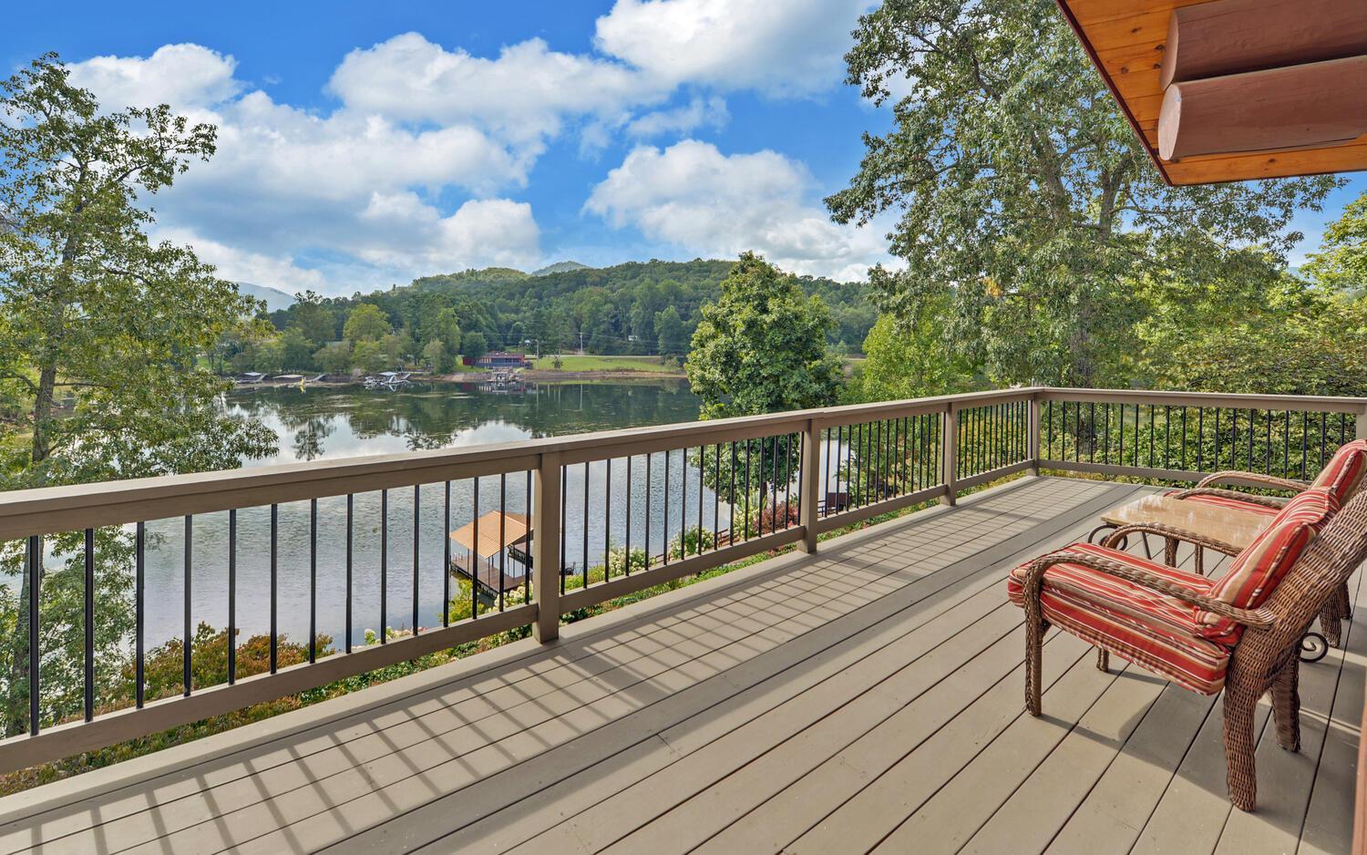 Stonecrest Lodge Lake Front Home With Private Boat Dock Hiawassee Exteriör bild